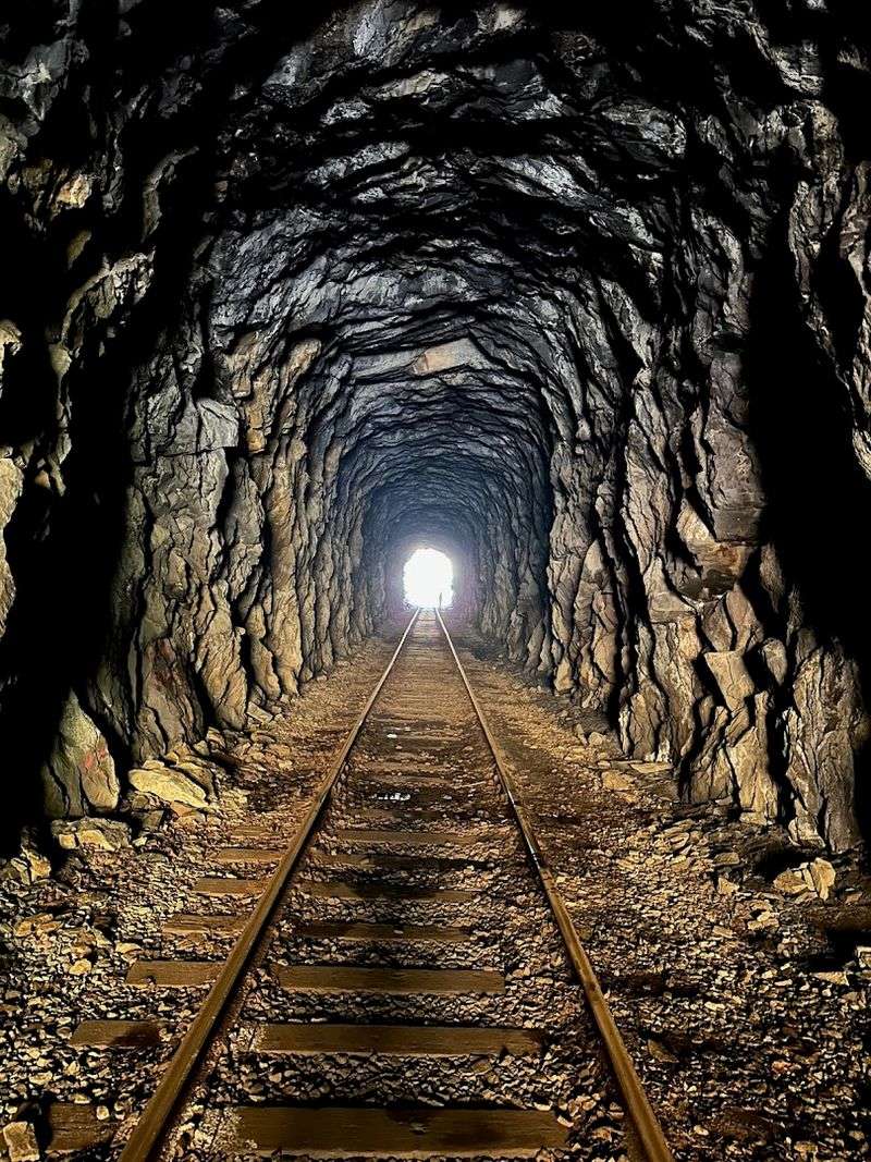 The Valley River Tunnel Gives The Tour Its Big 