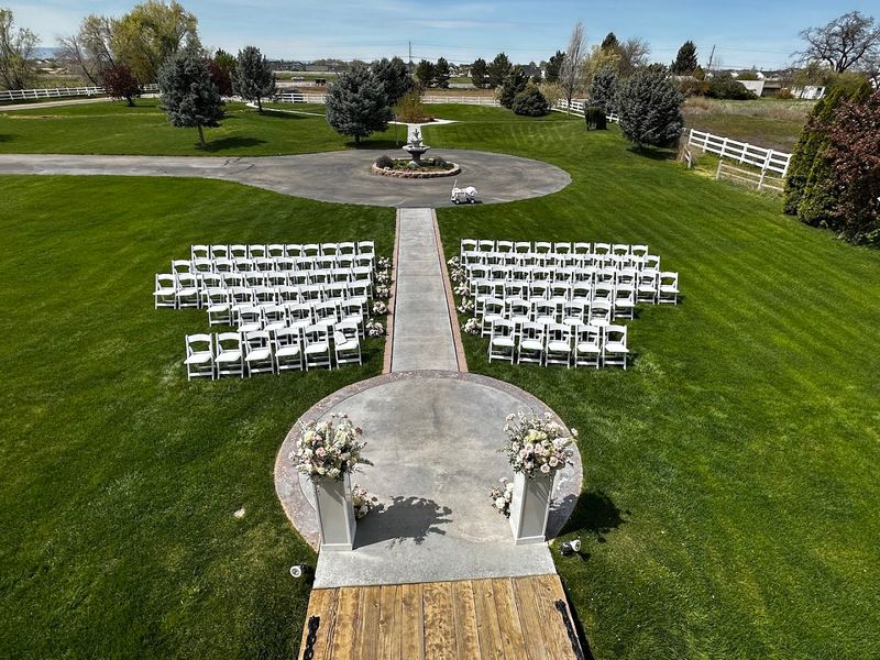 The Perfect Wedding Backdrop