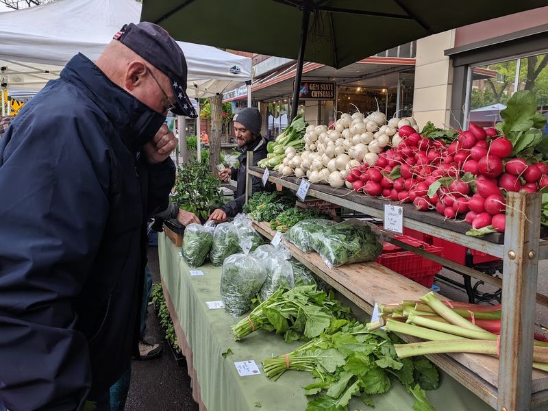 This Beloved Idaho Market Has Become Everyone's Weekend Tradition - Decor Hint Fresh Palouse Produce Gives The Weekend Its First Big Draw