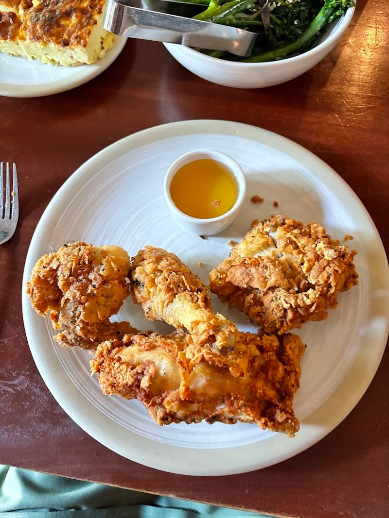 The Fried Chicken That Earns Its Reputation