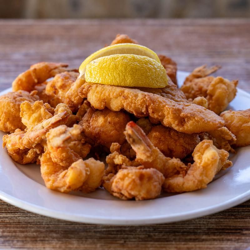 Connecticut Diners Are Talking About The Crispy Fried Shrimp At This Local Spot - Decor Hint Fried Shrimp Gets The Buzz