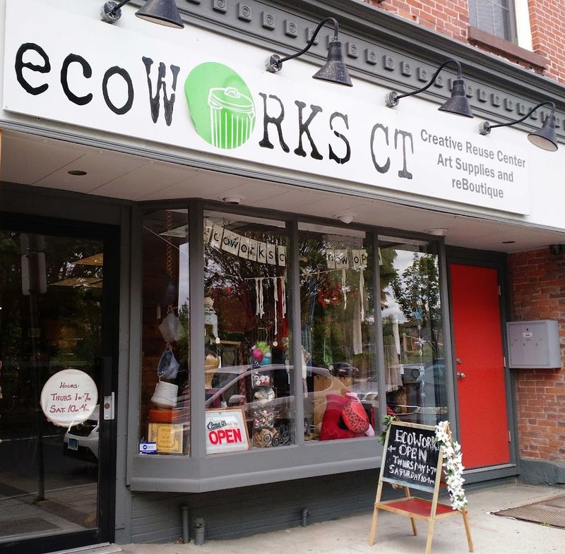 Where To Browse In North Haven