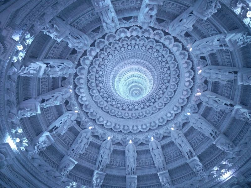 There's A Secret Hindu Palace Somewhere In Georgia And It's Absolutely Stunning - Decor Hint Holiday Celebrations And Special Events Transform The Campus Into Something Extraordinary