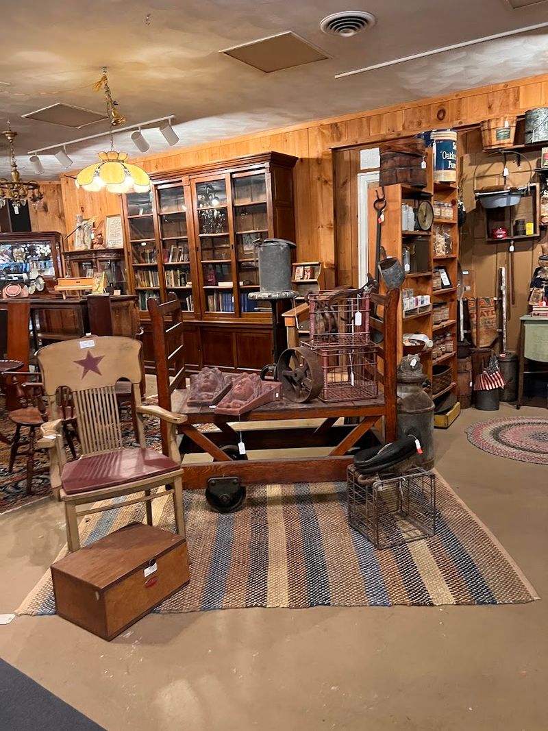 9 Rhode Island Antique Shops Packed With More Than You Could Ever Expect - Decor Hint The Find on 6, Johnston