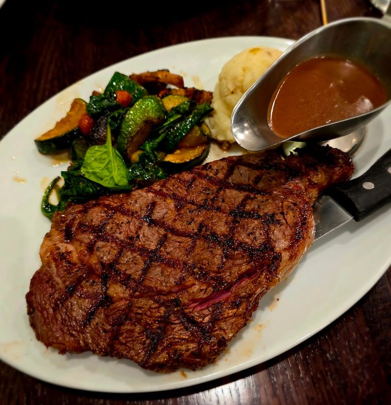 Greens Bar & Grill, Fairbanks