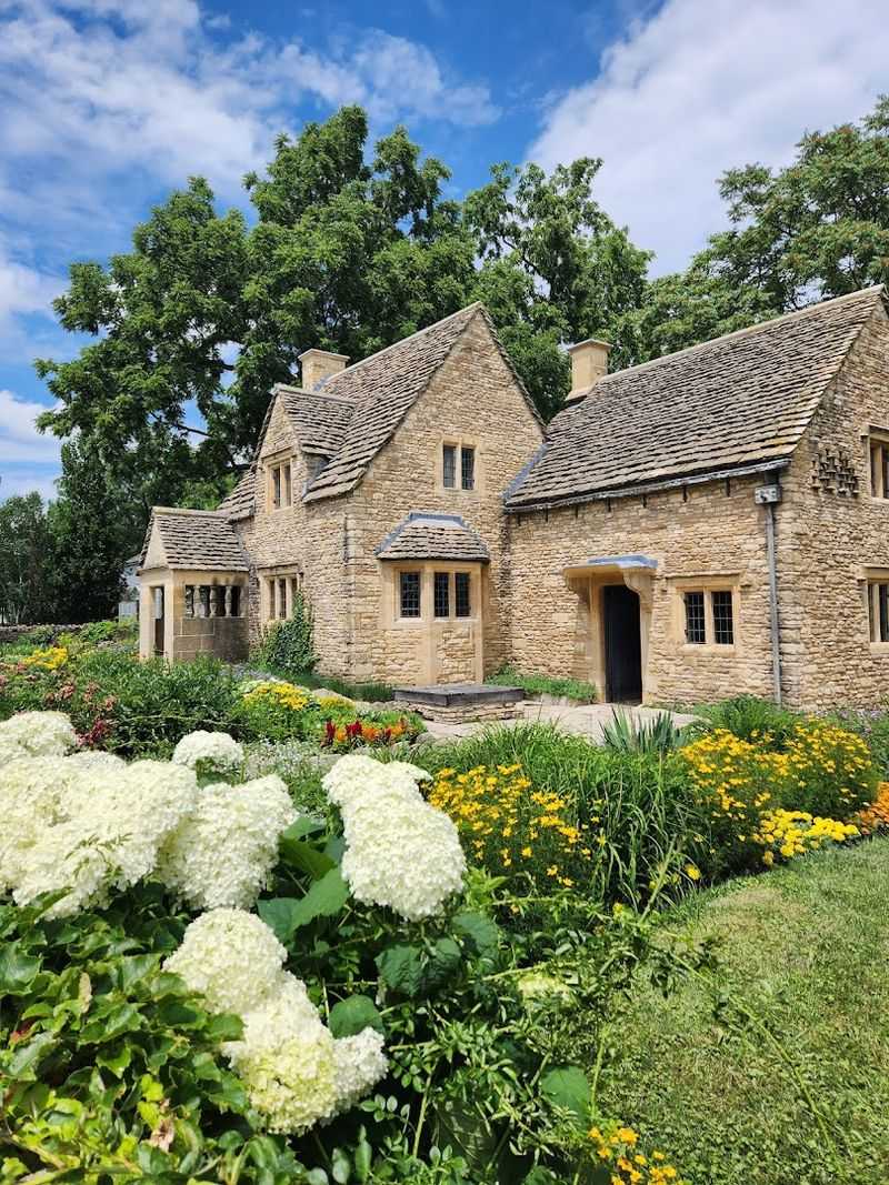 These 10 Michigan Tea Houses Offer More Than Just A Great Cup - Decor Hint Tea At Cotswold Cottage