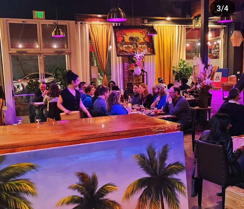 Old Oakland Gives The Restaurant Extra Character