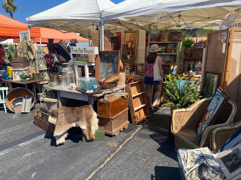Rose Bowl Flea Market, Pasadena