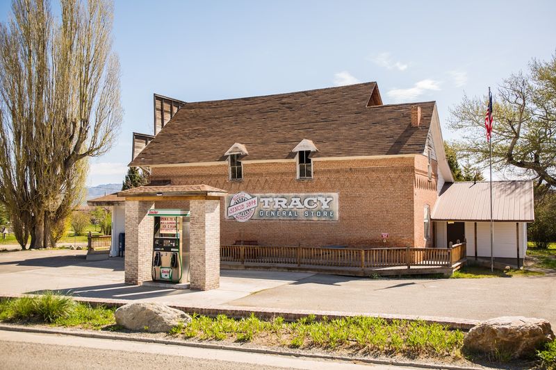 This Historic Idaho General Store Brings Old-Fashioned Goods To A Mountain Road - Decor Hint Road-Trippers Get A Classic Idaho Stop Between Adventures