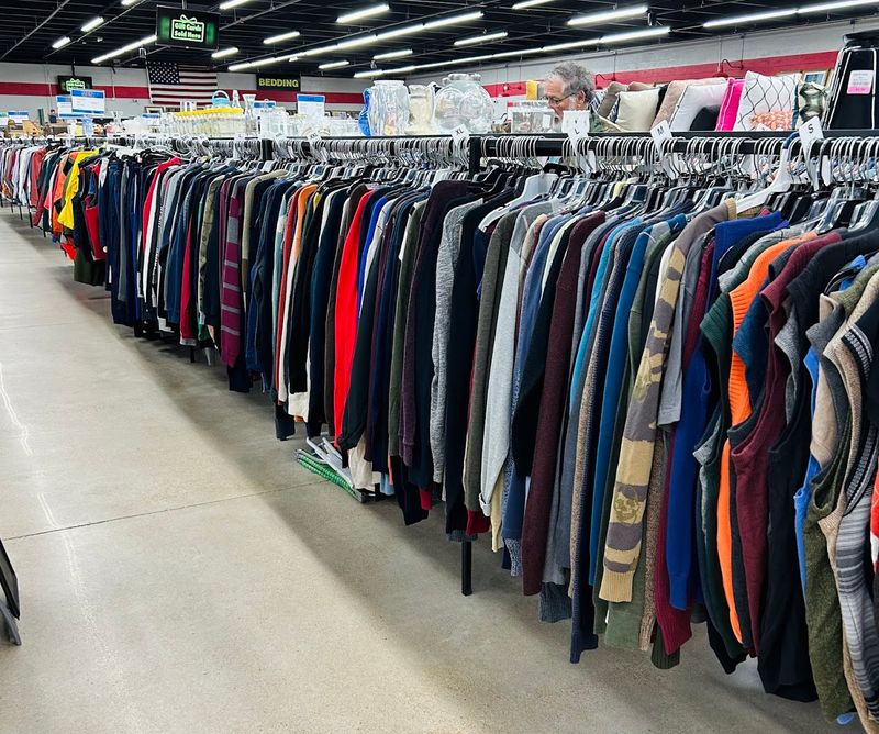 Hunt's Thrift, Jackson