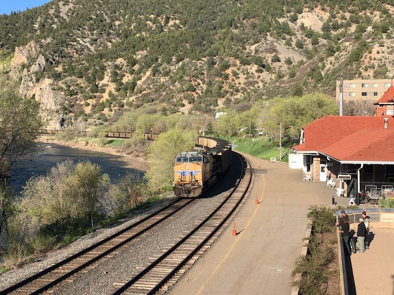 Glenwood Springs, Amtrak California Zephyr