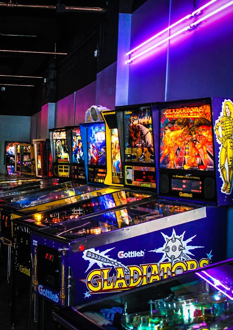 The Michigan Arcade Where Rows Of Classic Games Bring Back Childhood Memories - Decor Hint Retro Video Games That Take You Straight Back