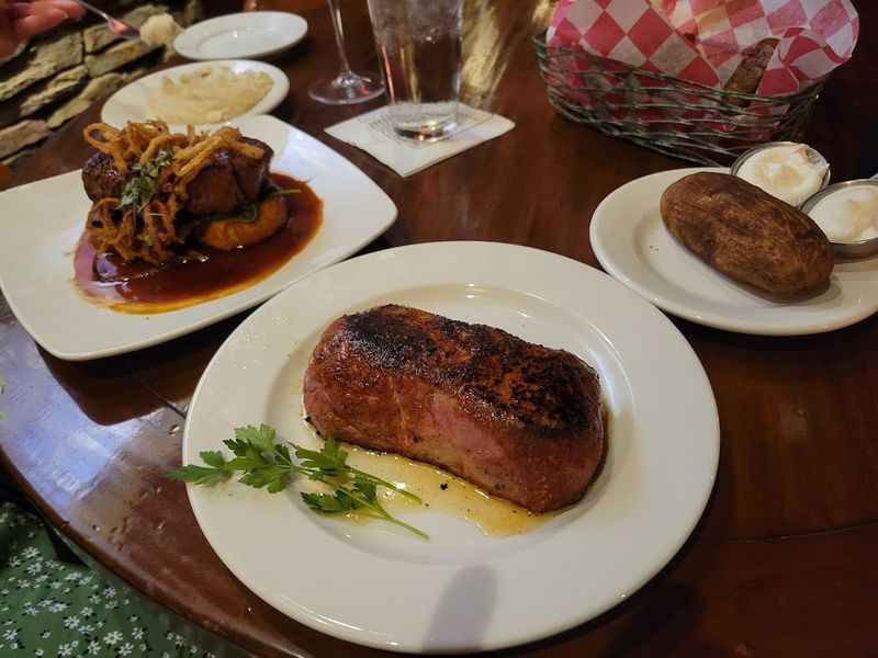 Walt's Hitching Post