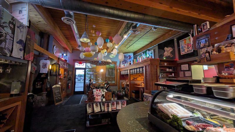 Syringa Japanese Cafe & Sushi Bar