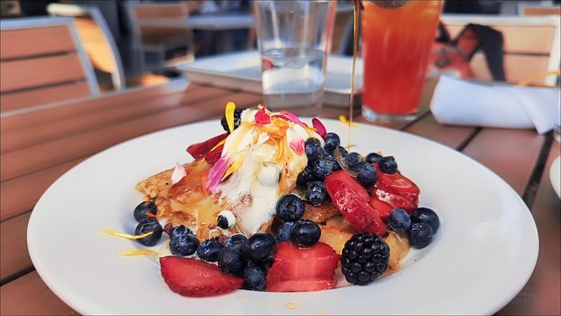 The Grove Cafe & Market