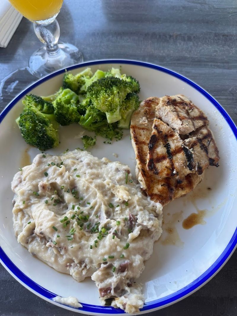 Signature Dishes You Cannot Miss