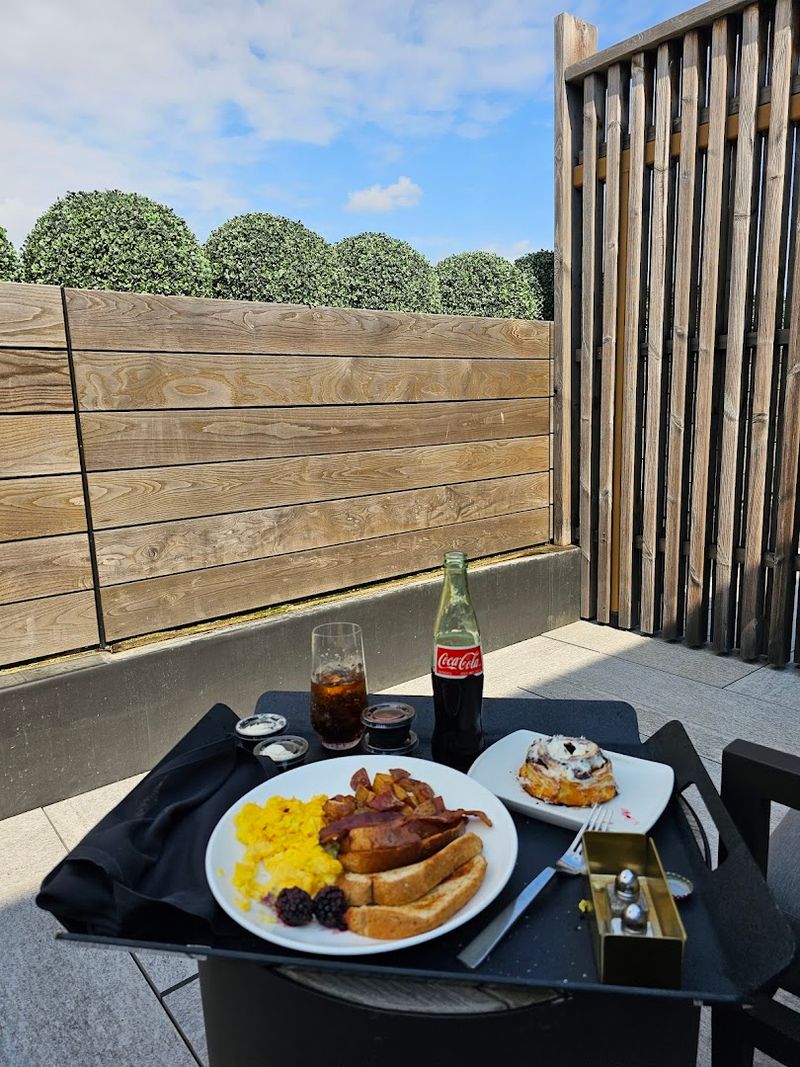 Dining Options That Go Beyond Breakfast