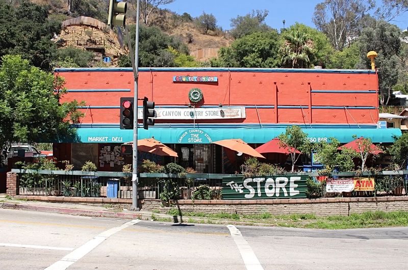 12 California Creative Hideaways Where Famous Artists Went To Disappear, Reset, And Make Something Brilliant - Decor Hint Laurel Canyon Country Store, Los Angeles