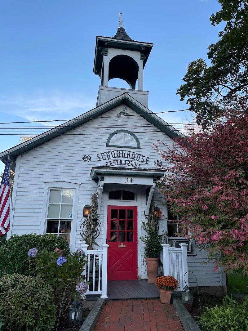 Baldanza At The Schoolhouse, Wilton