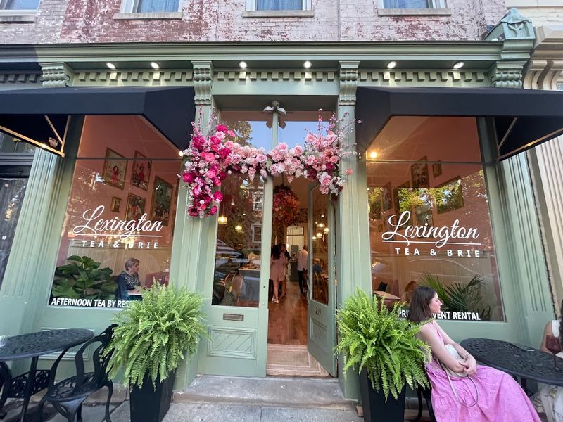 A Downtown Lexington Location That Is Easy To Find