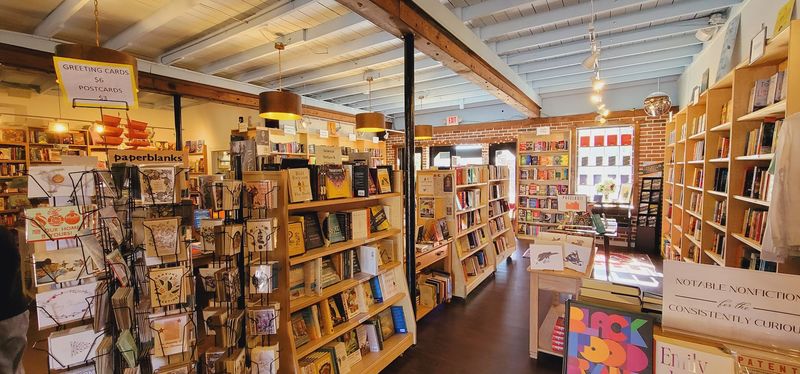 Tombolo Books