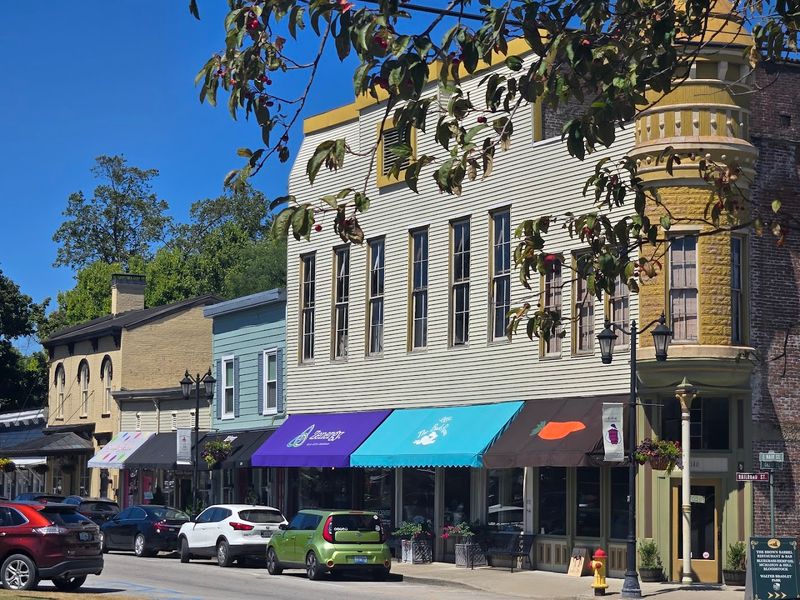 This Small Community In Kentucky Is Quietly Becoming One Of The Coolest Places In The South - Decor Hint A Community With Real Creative Energy