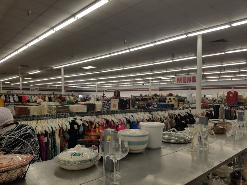 Red White And Blue Thrift Store, Jacksonville