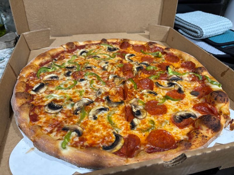 Upstate Pizzeria