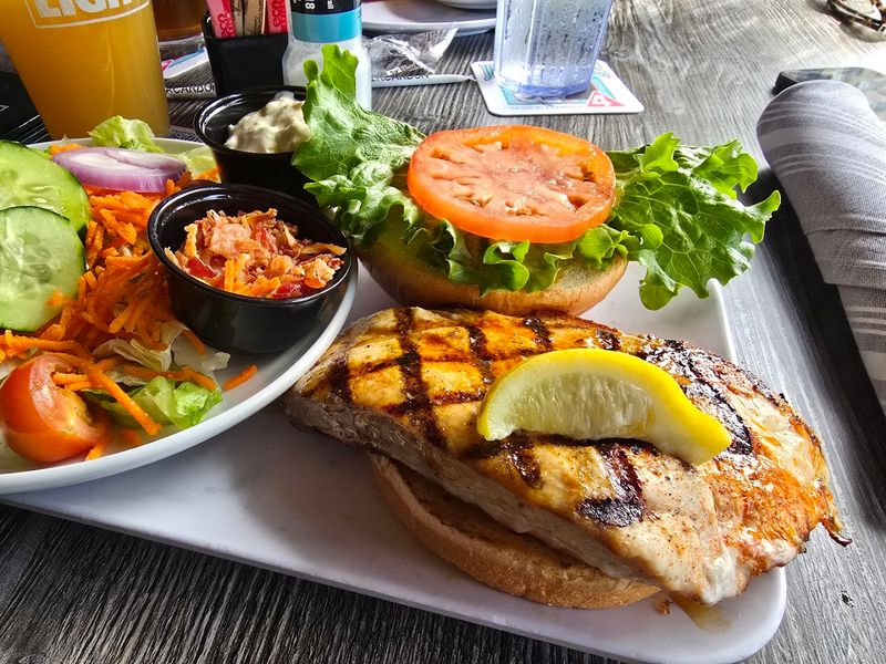Dockside Waterfront Grill