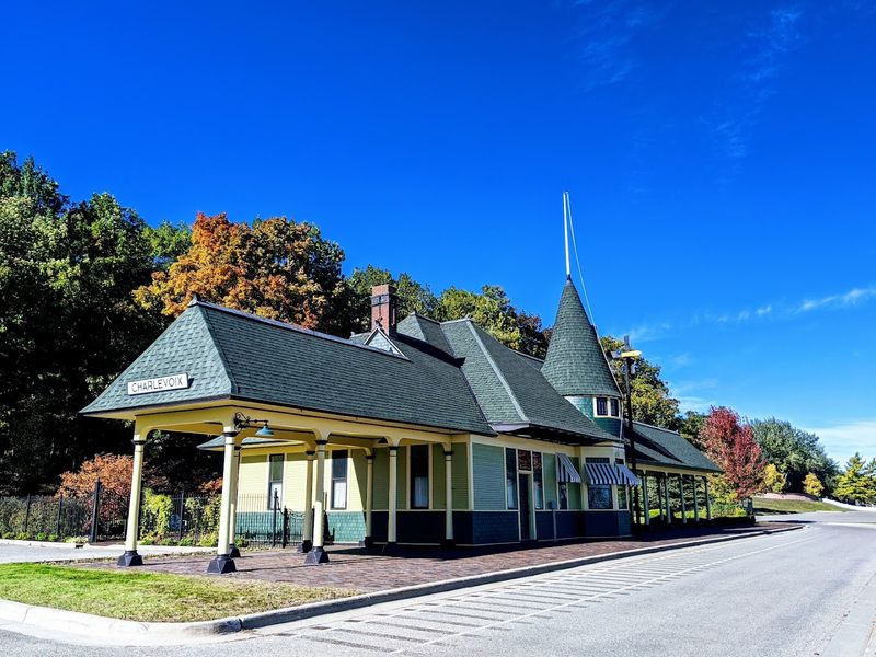 Downtown Shops And Local Flavor