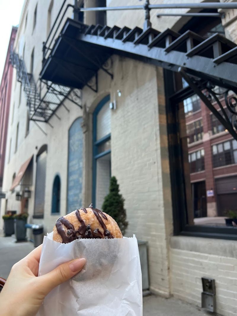 Doughnut Vault