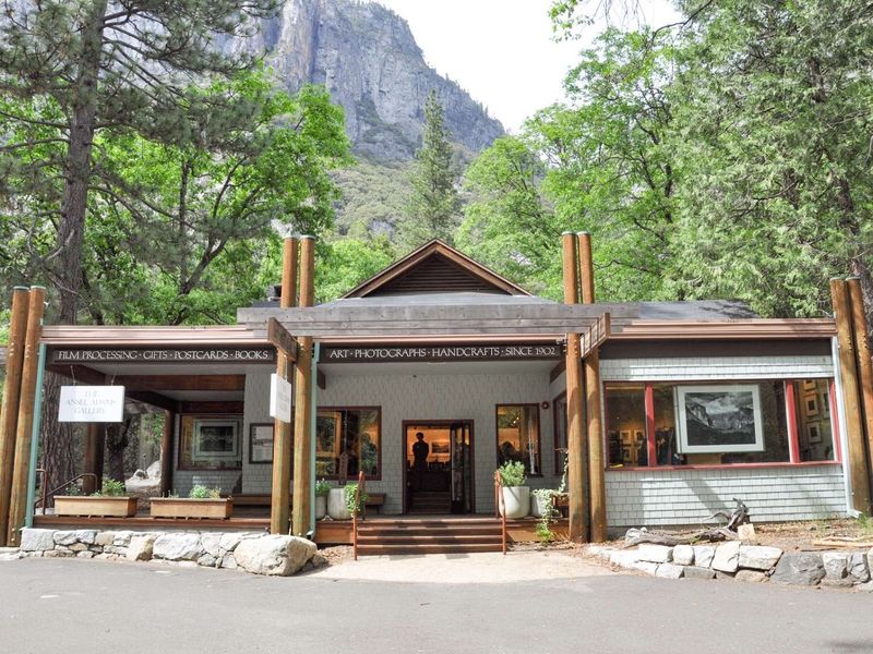 12 California Creative Hideaways Where Famous Artists Went To Disappear, Reset, And Make Something Brilliant - Decor Hint The Ansel Adams Gallery, Yosemite Village