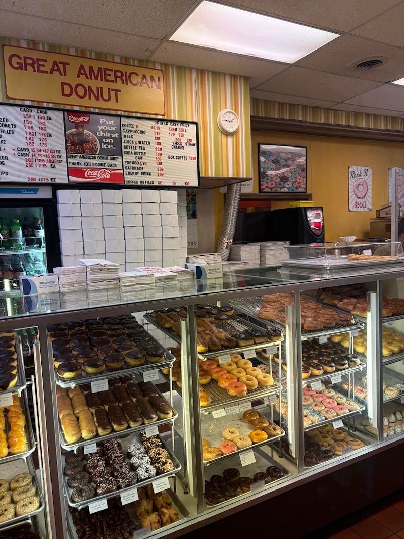 Great American Donut Shop, Bowling Green