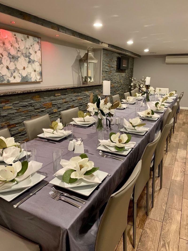 Family-Owned Hospitality With Neighborhood Charm