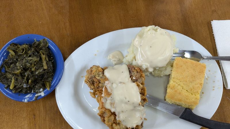 People Drive From All Over Georgia For Big Country Breakfasts At This Simple Mountain Restaurant - Decor Hint Country Fried Steak That Tastes Like Grandma Made It