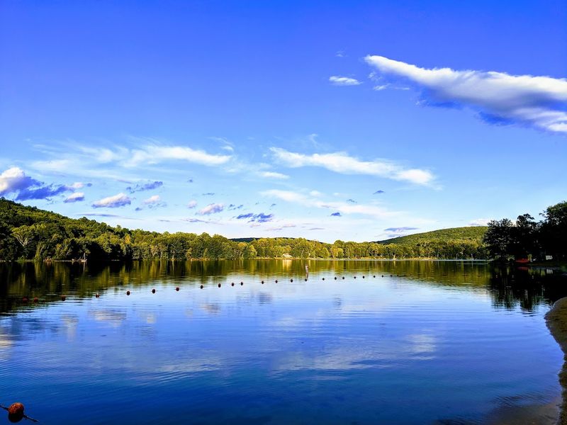 10 Connecticut Swimming Spots With Clear Blue Water Ideal For Summer 2026 - Decor Hint Lake Waramaug State Park, Kent/New Preston