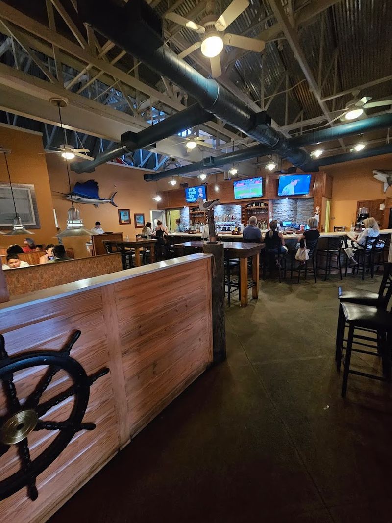 Coastal Breeze Seafood Grill At Lake Lanier