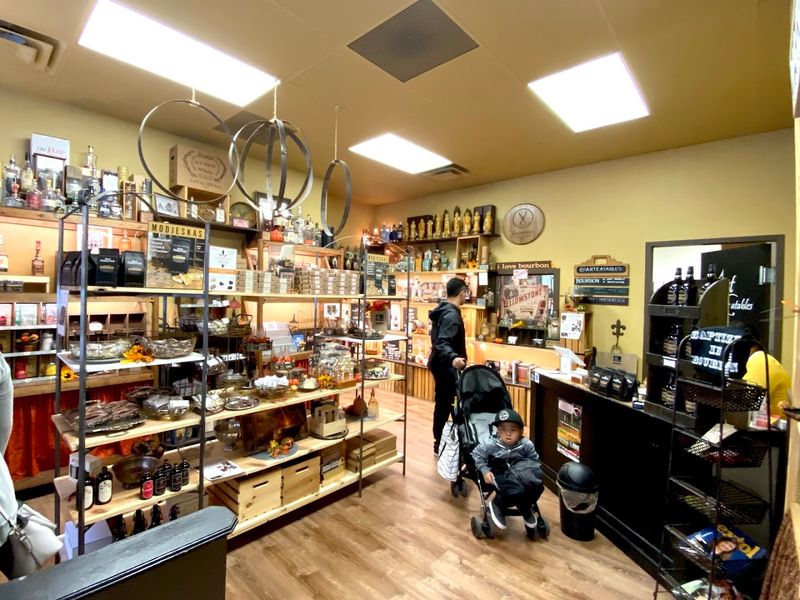 You'll Find The Most Beautiful Hand-Painted Chocolates Throughout Kentucky At This Boutique - Decor Hint A Family-Owned Shop With Real Heart Behind It
