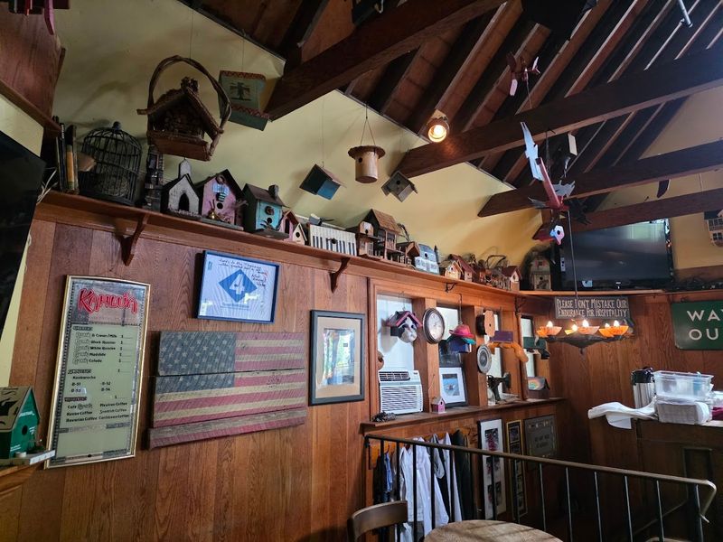 Treehouse Restaurant And Pub