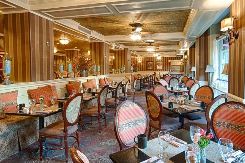 14 Louisville, Kentucky Brunch Spots That Are Absolutely Worth The Weekend Wait - Decor Hint J Graham's Cafe