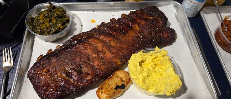 Ribs That Bring The Crowd
