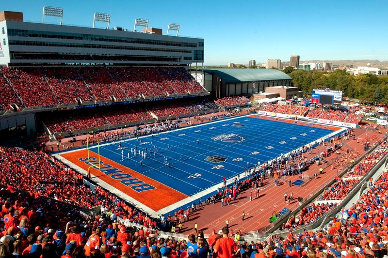 This Boise Stadium Is One Of Idaho's Biggest And Loudest Game-Day Landmarks - Decor Hint The Smurf Turf Turns Every Home Game Into A Boise Landmark