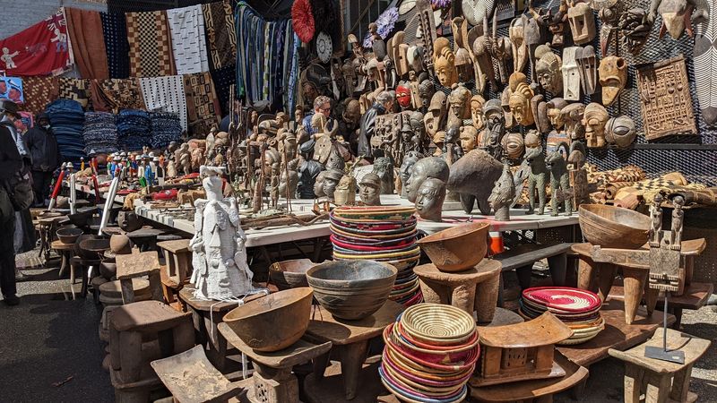 9 Must-Visit New York Markets Filled With Rare Finds And Amazing Prices - Decor Hint Chelsea Flea