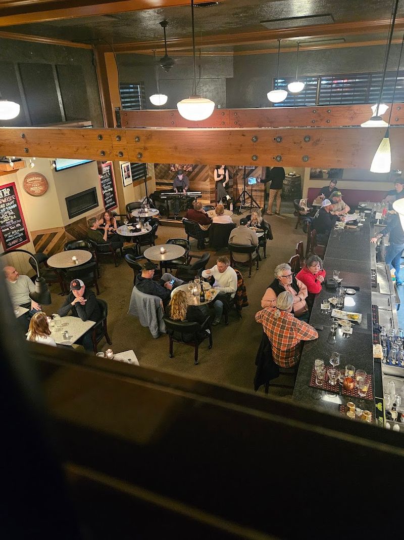 This Classic Idaho Steakhouse Is Still Famous For A Salad Bar Locals Can't Forget - Decor Hint Bring Someone Who Still Believes A Salad Bar Matters