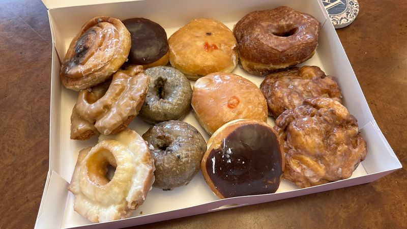 Kinly Donut's - Danville