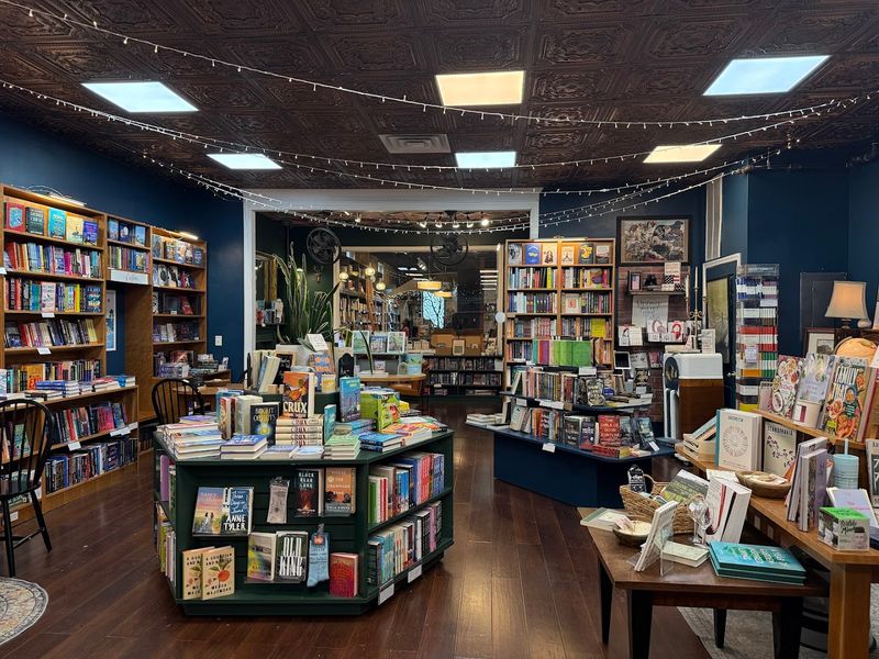 Tennessee's Most Irresistible Bookstores Are Made For Slow Browsing - Decor Hint Plenty Downtown Bookshop, Cookeville
