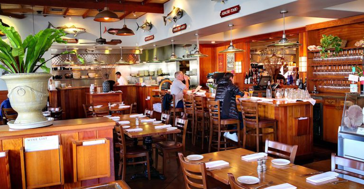Californias 12 Highest Praised Seafood Restaurants Where Ocean Fresh Plates Steal The Show - Decor Hint