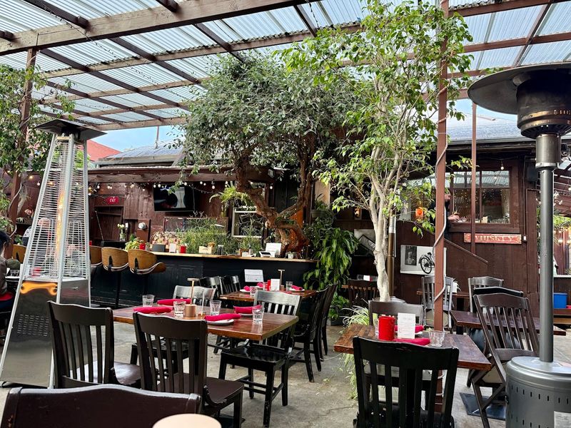 Solidarity Restaurant, Santa Monica