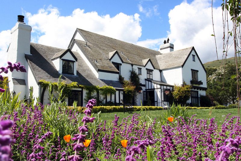 The 10 Best British Food Spots In California For Pub Classics And Comfort - Decor Hint The Pelican Inn, Muir Beach