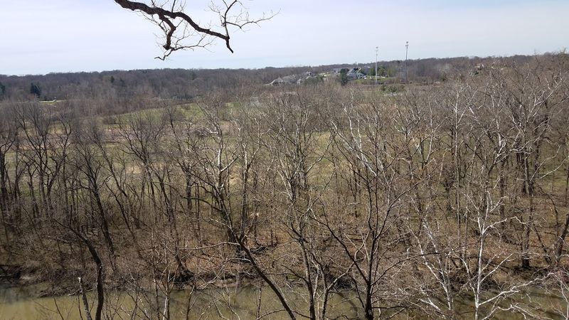 Highbanks Metro Park Overlook Trail